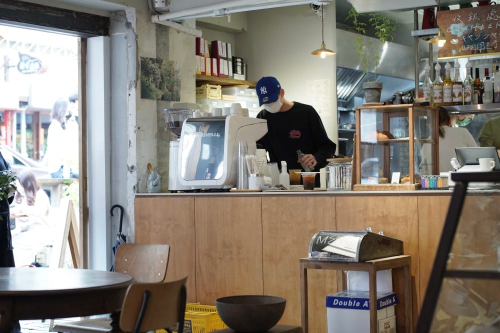 NUMÉRO QUATRE|信義區松菸旁一秒到法國街頭咖啡廳，享受法式早午餐悠閒下午茶