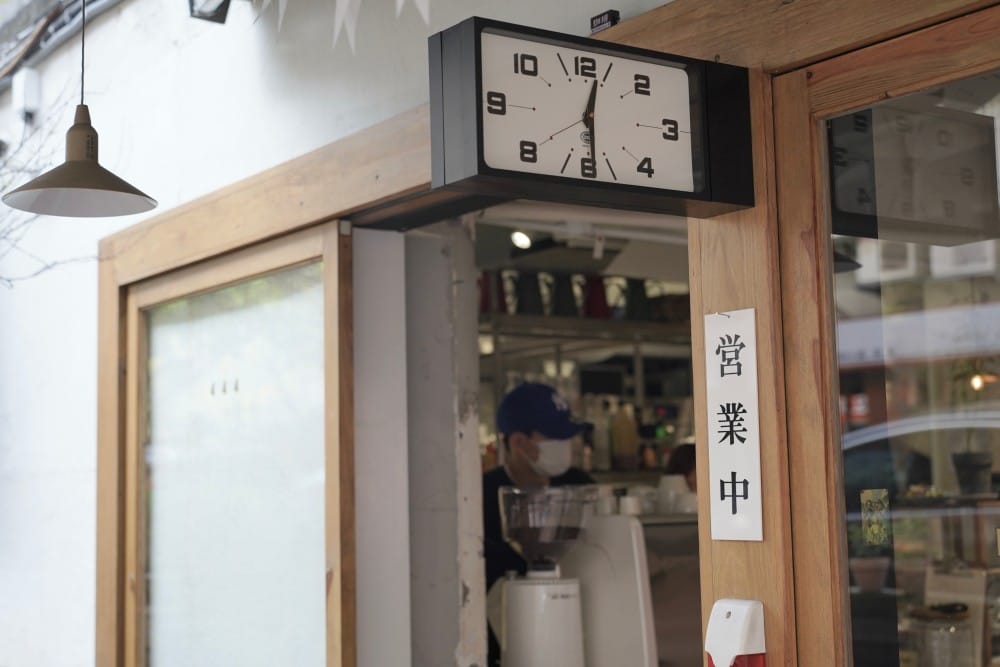 NUMÉRO QUATRE|信義區松菸旁一秒到法國街頭咖啡廳，享受法式早午餐悠閒下午茶