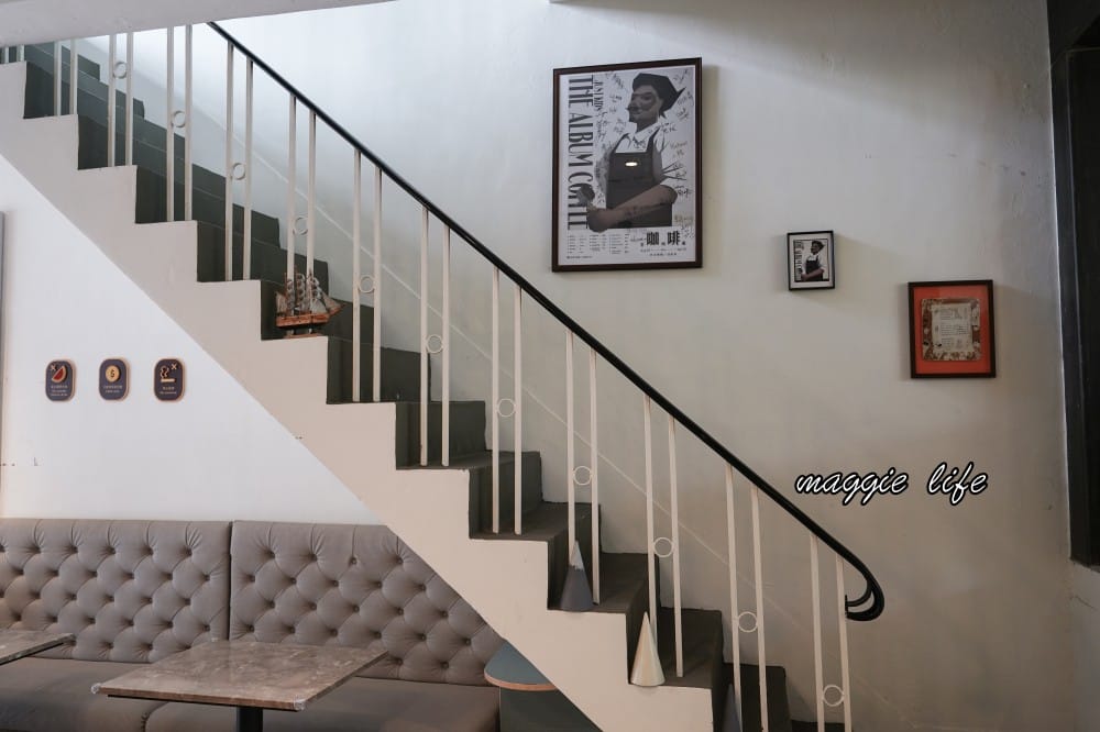 咖朵咖啡Caldo Cafe｜外雙溪秘境，面對外雙溪河岸景觀的咖啡廳，舒芙蕾爆炸好吃！