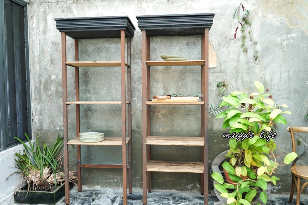 咖朵咖啡Caldo Cafe｜外雙溪秘境，面對外雙溪河岸景觀的咖啡廳，舒芙蕾爆炸好吃！