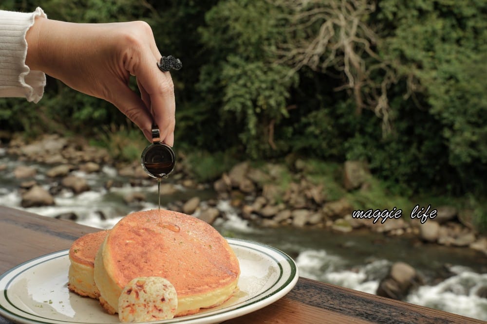 咖朵咖啡Caldo Cafe|外雙溪秘境,面對外雙溪河岸景觀的咖啡廳,舒芙蕾爆炸好吃! - 第33張圖 咖朵咖啡Caldo Cafe|外雙溪秘境,面對外雙溪河岸景觀的咖啡廳,舒芙蕾爆炸好吃!