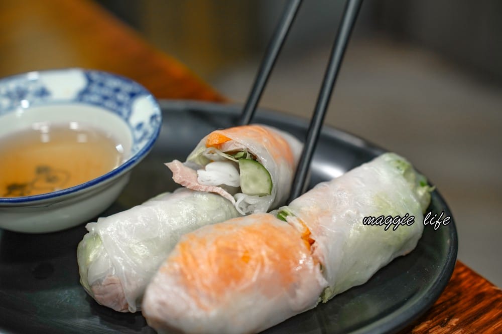 京北越南河粉麵包｜越南人開的傳統越南河粉店，麵包也超好吃，台北大安路美食街越南菜