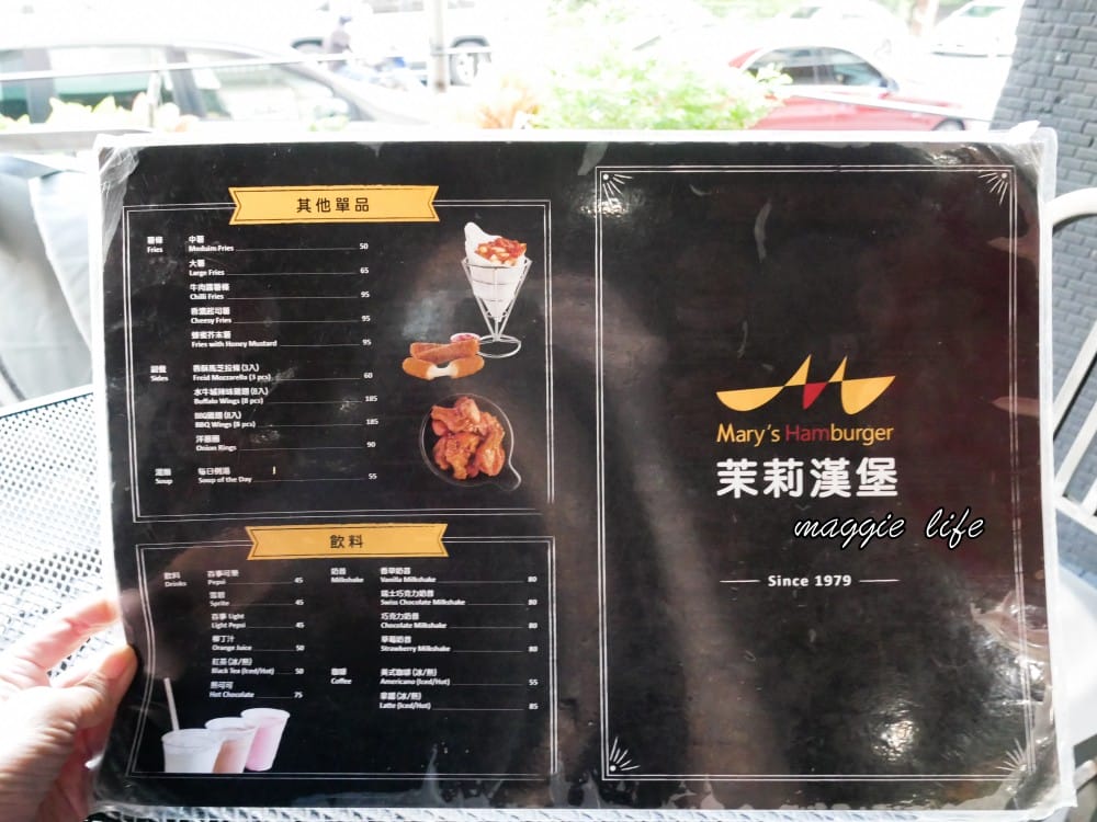 天母茉莉漢堡 Mary‘s Hamburger｜天母老字號漢堡店，雙層牛肉起司漢堡辣雞翅不錯吃