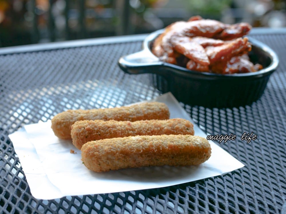 天母茉莉漢堡 Mary‘s Hamburger｜天母老字號漢堡店，雙層牛肉起司漢堡辣雞翅不錯吃