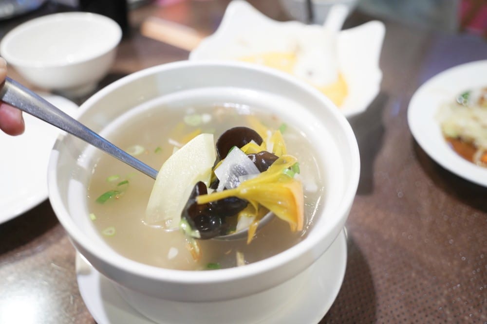 泰國菜金沙塔雲泰料理｜台北東區平價好吃泰國菜，聚餐外帶可