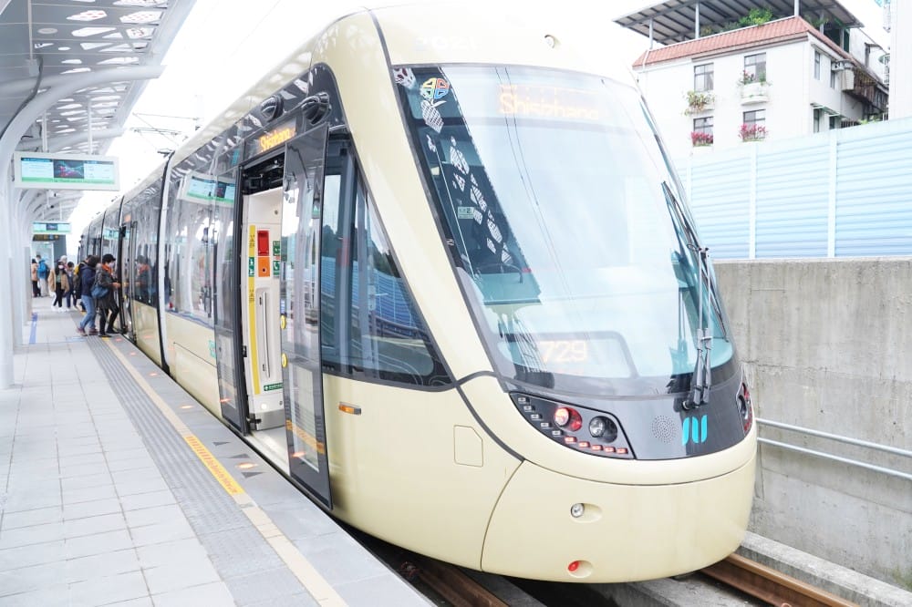 安坑輕軌通車了，9座停靠站沿途景點一次看，搭捷運拍美照安坑一日遊路線，吃喝玩樂看這裡！