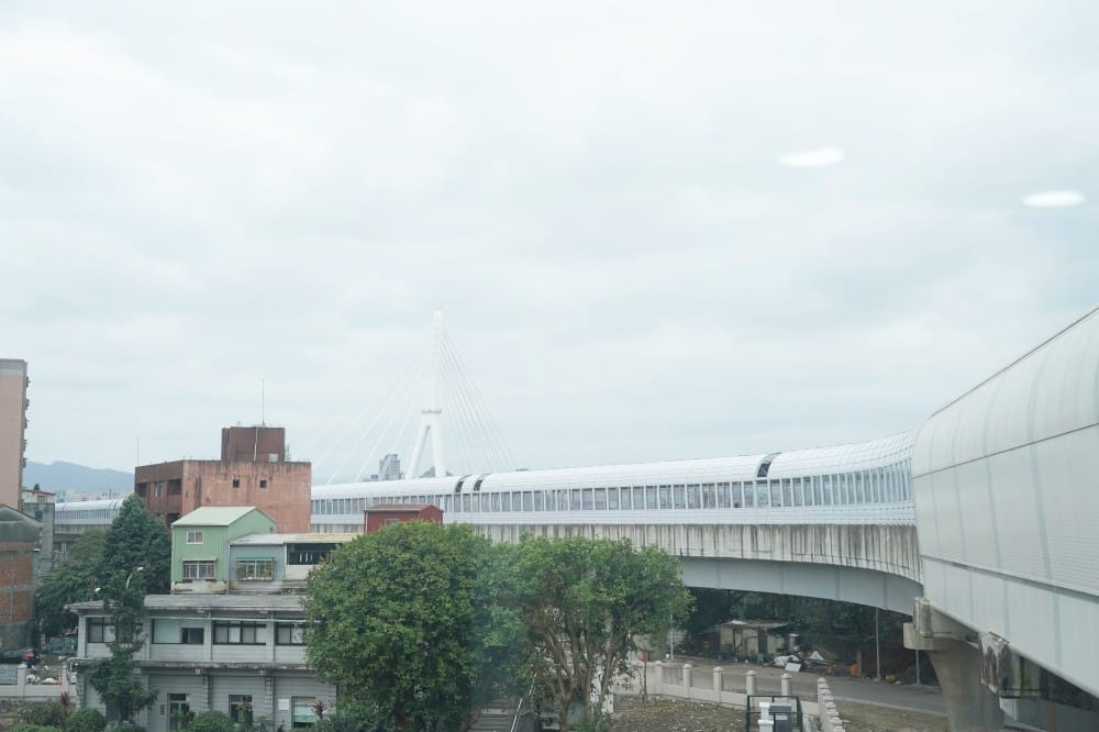 安坑輕軌通車了，9座停靠站沿途景點一次看，搭捷運拍美照安坑一日遊路線，吃喝玩樂看這裡！