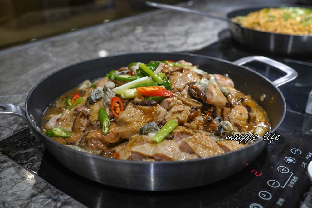 台北福華大飯店|彩虹座自助餐吃到飽,生蠔鮑魚螃蟹現煎牛排,紅白酒啤酒香檳無限暢飲,價位菜色大公開! - 第51張圖 台北福華大飯店|彩虹座自助餐吃到飽,生蠔鮑魚螃蟹現煎牛排,紅白酒啤酒香檳無限暢飲,價位菜色大公開!