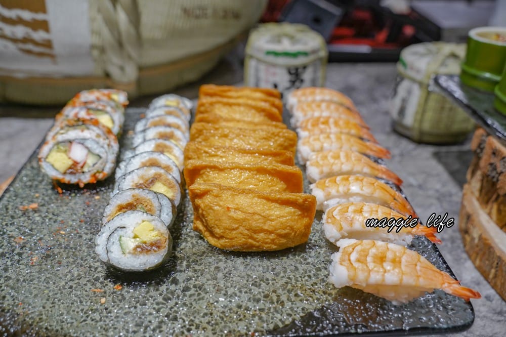 台北福華大飯店|彩虹座自助餐吃到飽,生蠔鮑魚螃蟹現煎牛排,紅白酒啤酒香檳無限暢飲,價位菜色大公開! - 第27張圖 台北福華大飯店|彩虹座自助餐吃到飽,生蠔鮑魚螃蟹現煎牛排,紅白酒啤酒香檳無限暢飲,價位菜色大公開!