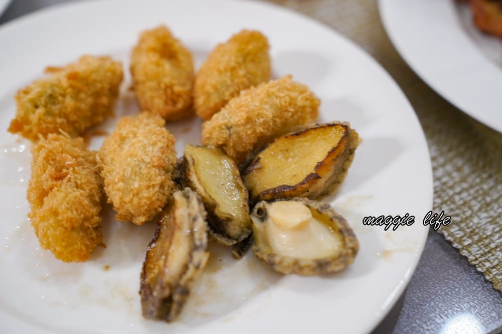 台北福華大飯店|彩虹座自助餐吃到飽,生蠔鮑魚螃蟹現煎牛排,紅白酒啤酒香檳無限暢飲,價位菜色大公開! - 第33張圖 台北福華大飯店|彩虹座自助餐吃到飽,生蠔鮑魚螃蟹現煎牛排,紅白酒啤酒香檳無限暢飲,價位菜色大公開!