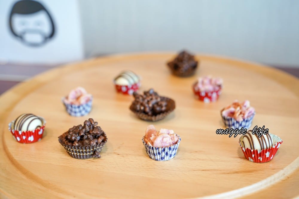 台北福華大飯店住宿推薦，一泊二食加行政酒廊尊榮享受還有Happy Hour，低調奢華五星飯店，自助早餐吃到飽CP值爆高！