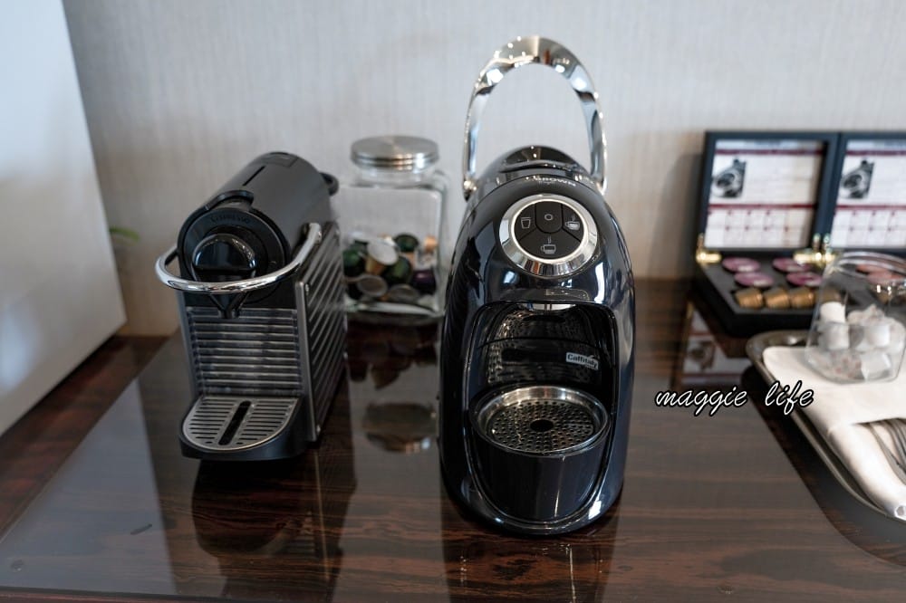 台北福華大飯店住宿推薦，一泊二食加行政酒廊尊榮享受還有Happy Hour，低調奢華五星飯店，自助早餐吃到飽CP值爆高！