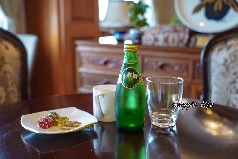 台北福華大飯店住宿推薦，一泊二食加行政酒廊尊榮享受還有Happy Hour，低調奢華五星飯店，自助早餐吃到飽CP值爆高！