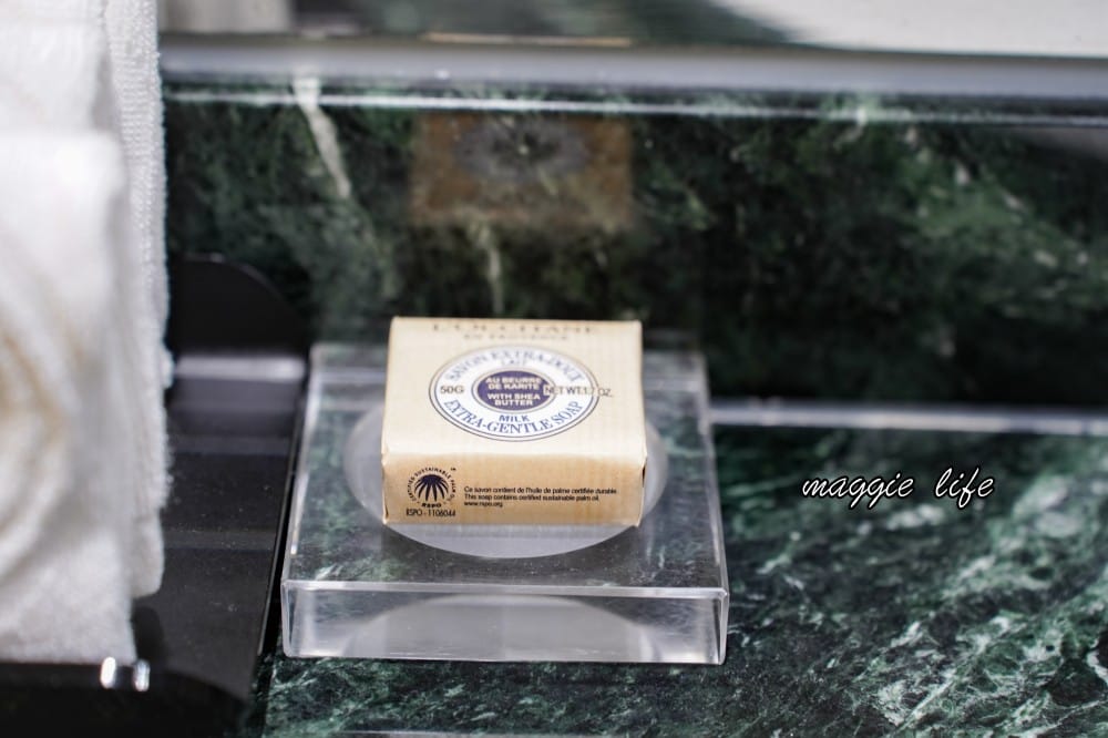 台北福華大飯店住宿推薦，一泊二食加行政酒廊尊榮享受還有Happy Hour，低調奢華五星飯店，自助早餐吃到飽CP值爆高！