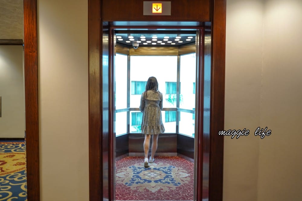 台北福華大飯店住宿推薦，一泊二食加行政酒廊尊榮享受還有Happy Hour，低調奢華五星飯店，自助早餐吃到飽CP值爆高！