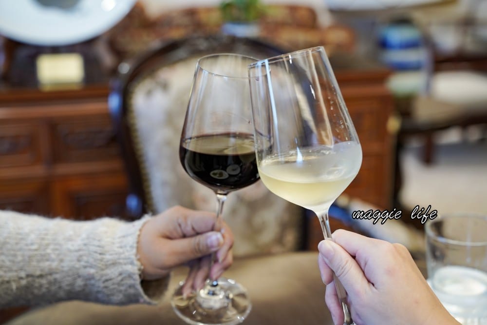 台北福華飯店行政酒廊分享｜Rosewood Club 住戶享有Happy Hour，早餐，服務與環境介紹