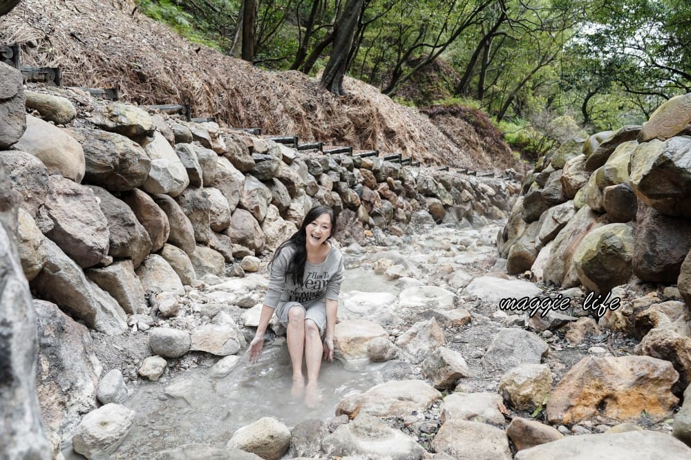 陽明山紫明溪步道｜陽明山最新秘境，免費泡野溪溫泉，還有超美櫻花，就在陽明書屋對面