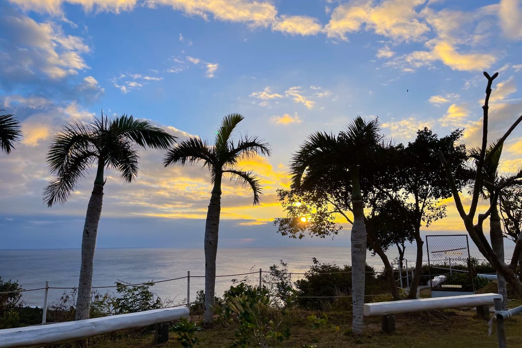 嵐翎白砂渡假莊園，世外桃源的無敵海景絕美景色，墾丁白沙灣住宿，超級度假風民宿，夕陽星星日出，一次看個夠，一泊一食贈餐飲補助金！