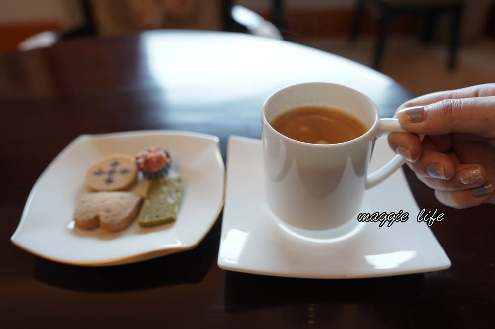 台北福華飯店行政酒廊分享｜Rosewood Club 住戶享有Happy Hour，早餐，服務與環境介紹