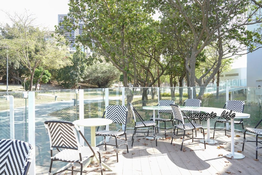 猻物咖啡Akau Coffee｜猻物咖啡進駐內惟藝術中心打造純白森林系療癒系職人咖啡