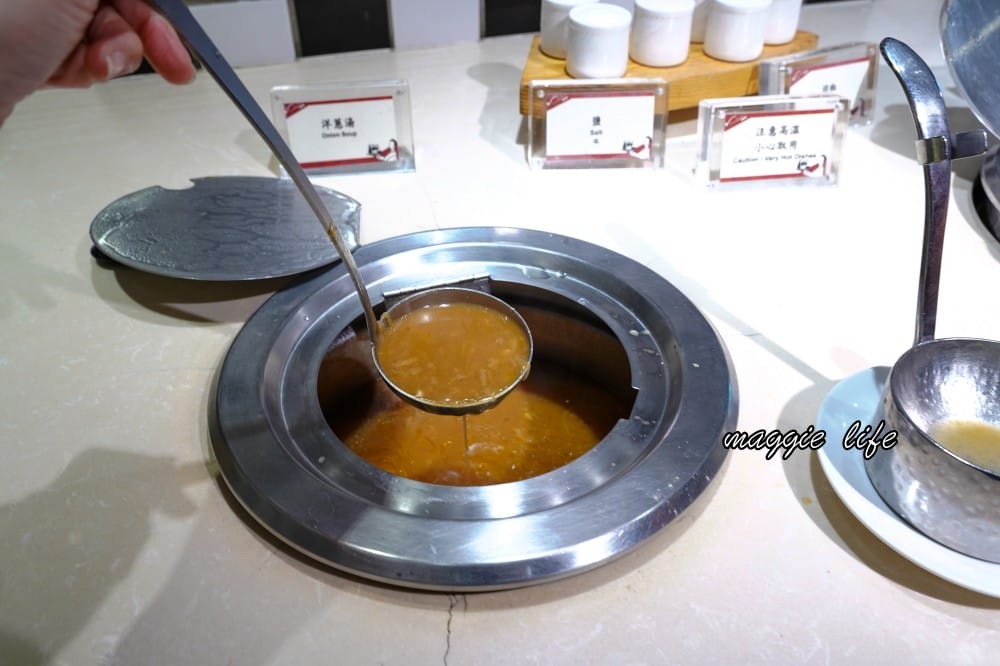 台北凱撒大飯店自助餐下午茶吃到飽優惠,Checkers自助餐廳吃到飽,期間限定只要$480直接吃2.5小時,還有生魚片蝦,台北CP值最高下午茶! - 第15張圖 台北凱撒大飯店自助餐下午茶吃到飽優惠,Checkers自助餐廳吃到飽,期間限定只要$480直接吃2.5小時,還有生魚片蝦,台北CP值最高下午茶!