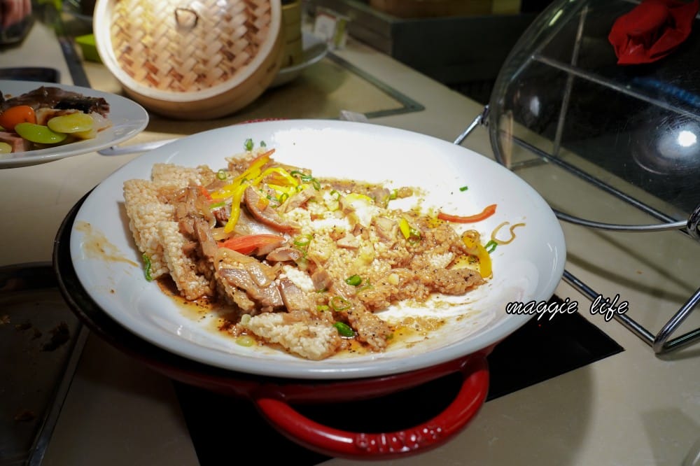 台北凱撒大飯店自助餐下午茶吃到飽優惠，Checkers自助餐廳吃到飽，期間限定只要$480直接吃2.5小時，還有生魚片蝦，台北CP值最高下午茶！