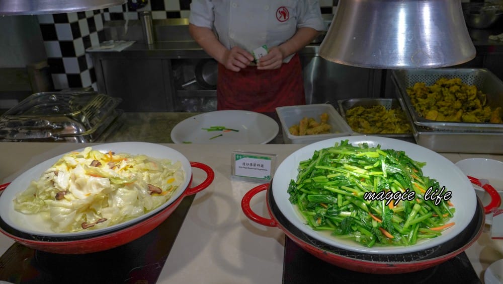 台北凱撒大飯店自助餐下午茶吃到飽優惠，Checkers自助餐廳吃到飽，期間限定只要$480直接吃2.5小時，還有生魚片蝦，台北CP值最高下午茶！