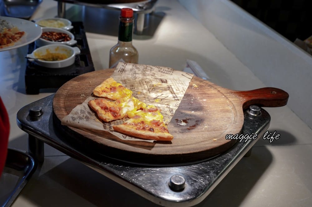 台北凱撒大飯店自助餐下午茶吃到飽優惠，Checkers自助餐廳吃到飽，期間限定只要$480直接吃2.5小時，還有生魚片蝦，台北CP值最高下午茶！