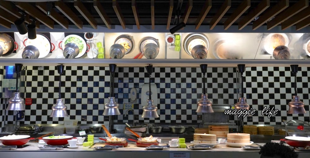 台北凱撒大飯店自助餐下午茶吃到飽優惠,Checkers自助餐廳吃到飽,期間限定只要$480直接吃2.5小時,還有生魚片蝦,台北CP值最高下午茶! - 第25張圖 台北凱撒大飯店自助餐下午茶吃到飽優惠,Checkers自助餐廳吃到飽,期間限定只要$480直接吃2.5小時,還有生魚片蝦,台北CP值最高下午茶!