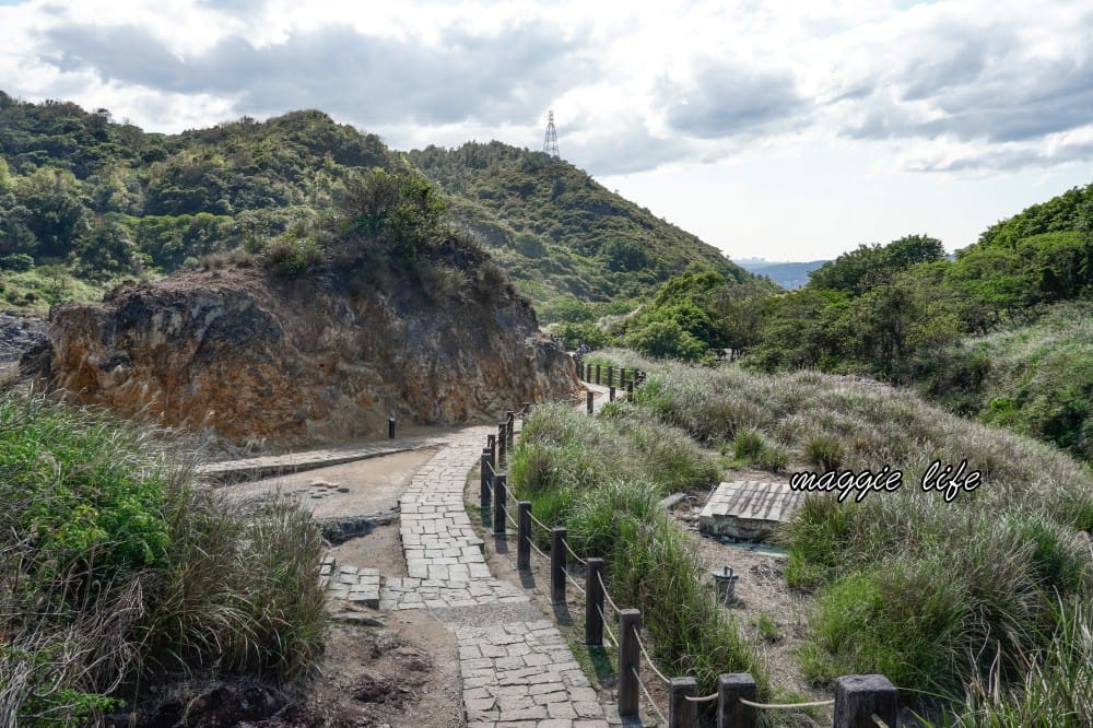 北投硫磺谷步道，走在仙境之中的步道，還有免費泡腳池～
