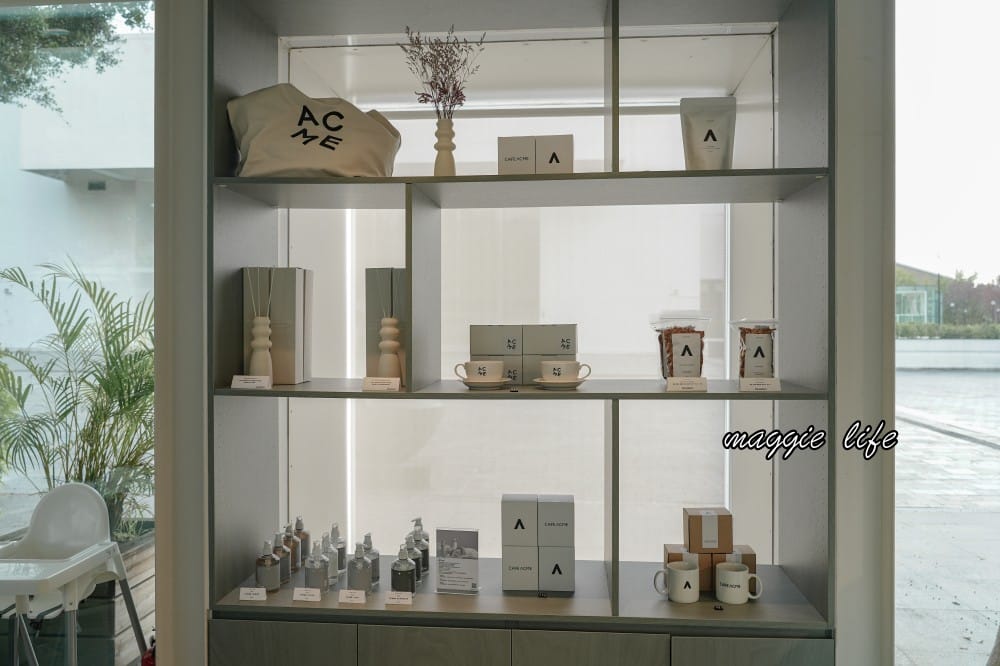 CAFE ACME|北美館旁白色玻璃屋咖啡廳,台北中山區IG打卡熱門韓風咖啡廳,喝咖啡看夕陽超浪漫 - 第21張圖 CAFE ACME|北美館旁白色玻璃屋咖啡廳,台北中山區IG打卡熱門韓風咖啡廳,喝咖啡看夕陽超浪漫