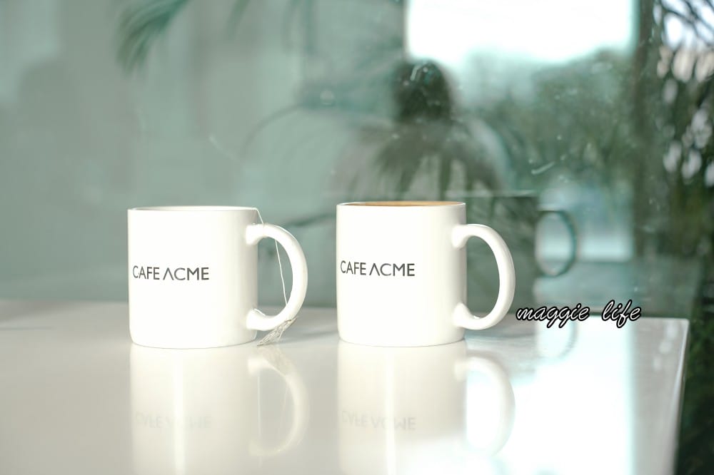 CAFE ACME｜北美館旁白色玻璃屋咖啡廳，台北中山區IG打卡熱門韓風咖啡廳，喝咖啡看夕陽超浪漫