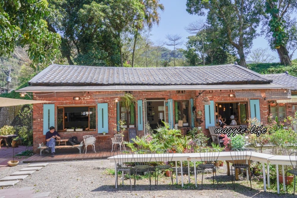 好適山坡GUHill｜三峽秘境咖啡廳，紅磚老屋隱藏在山林裡的咖啡廳加店狗，一週只開三天，預約制