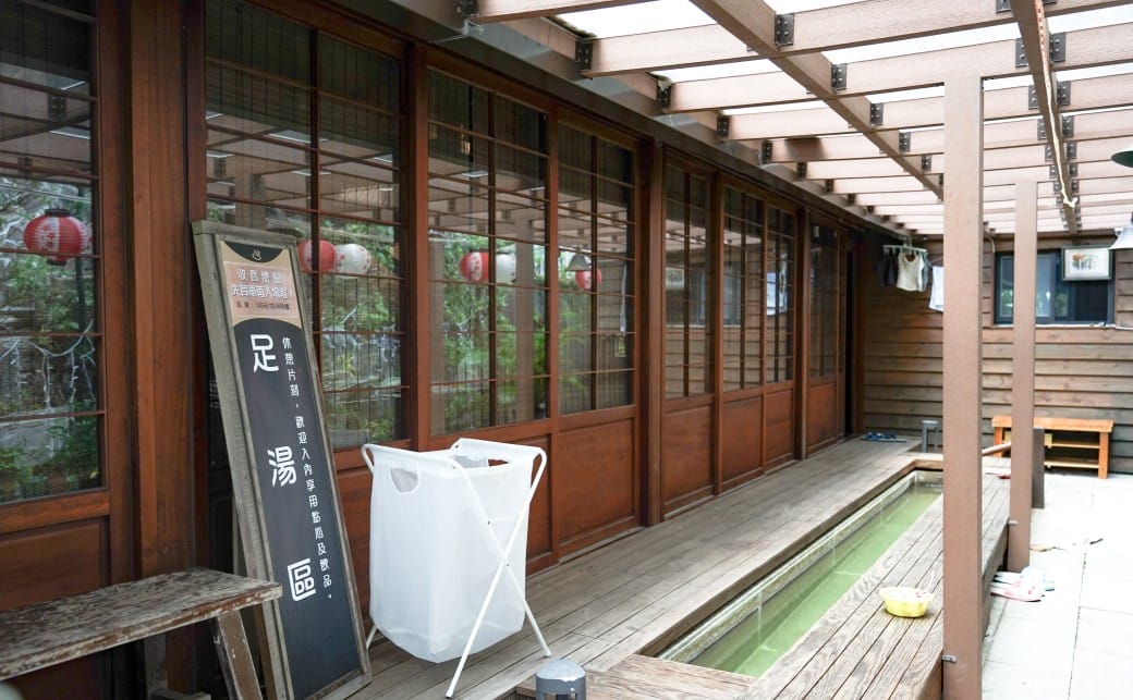 瀧乃湯溫泉浴室,北投平價泡湯推薦,大眾池,雙人湯屋,家庭湯屋,足浴,價格時間表 - 第11張圖 瀧乃湯溫泉浴室,北投平價泡湯推薦,大眾池,雙人湯屋,家庭湯屋,足浴,價格時間表