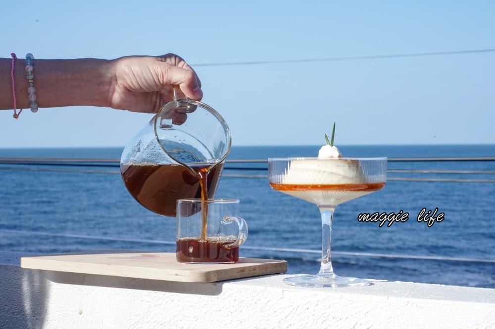 草里一號店|北海岸最美海景景觀咖啡廳，純白韓系海岸線面海第一排，新北石門療癒系咖啡廳