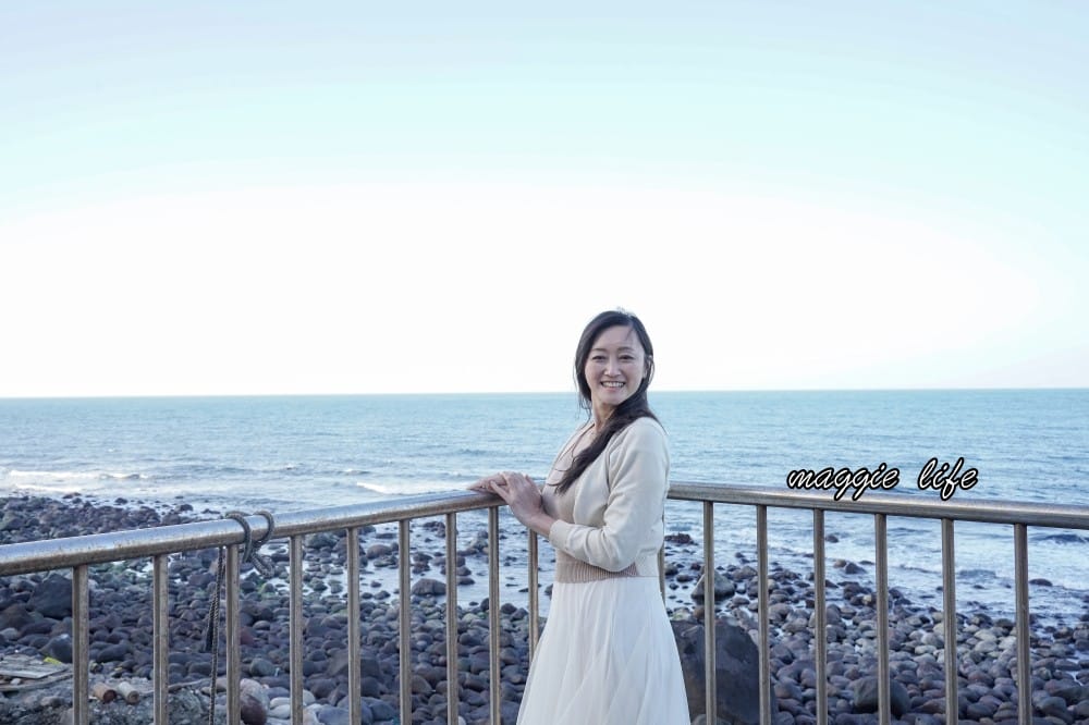 草里一號店|北海岸最美海景景觀咖啡廳，純白韓系海岸線面海第一排，新北石門療癒系咖啡廳