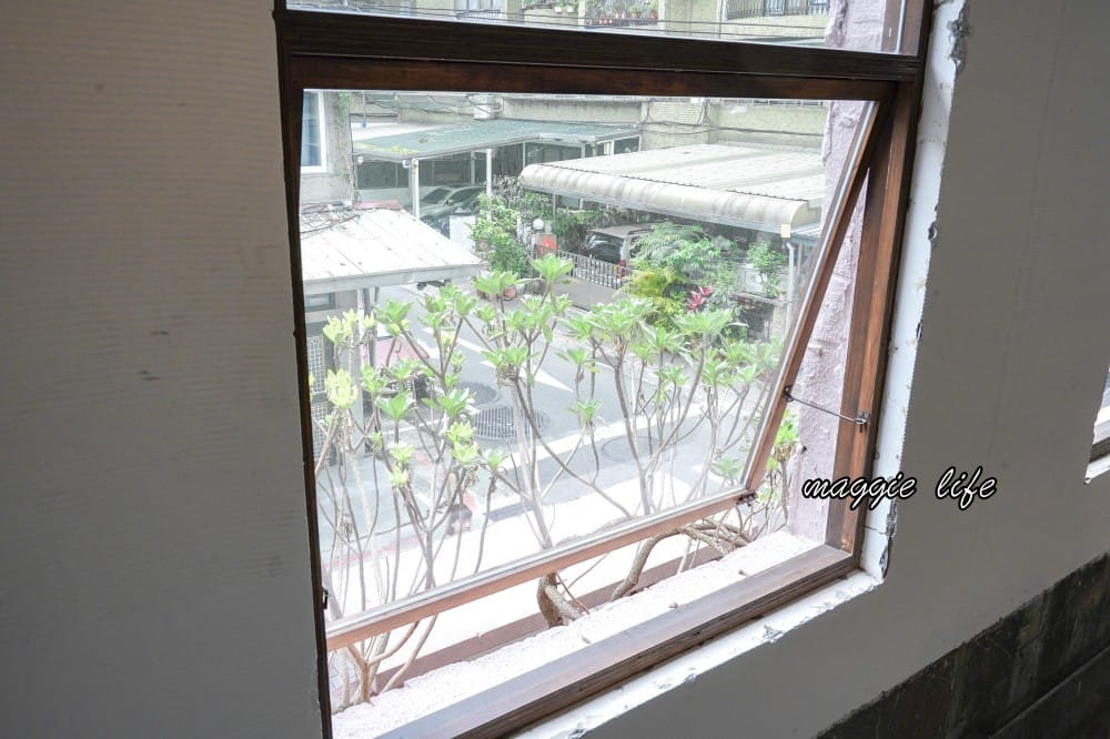 莉莉安烘焙專門店，台北老宅獨棟粉嫩色系甜點店，可頌超好吃，不限時隱藏在台北東區巷弄之中