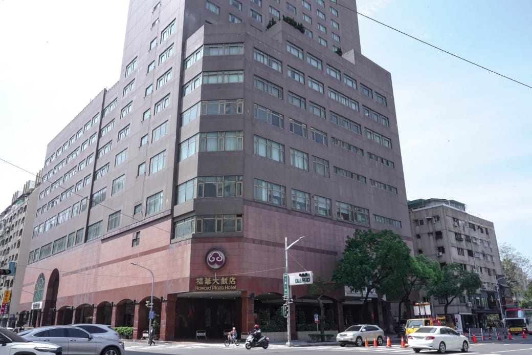 HOVII CAFE ｜高雄福華飯店網美咖啡廳，飯店主廚套餐超讚，下午茶手作蛋糕必吃（菜單）