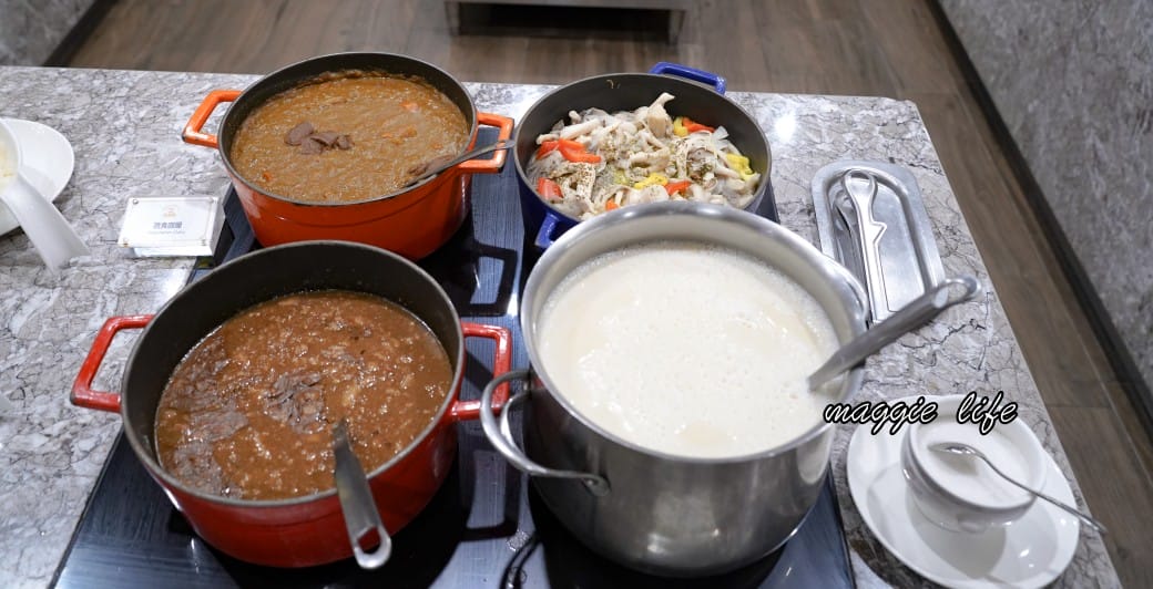 高雄福華大飯店早餐吃到飽，五星級高雄福華麗香苑自助早餐吃到飽，早餐就有海根達斯，直接吃3.5個小時（菜單）