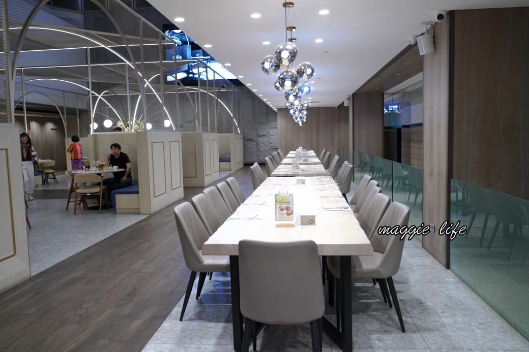 高雄福華大飯店早餐吃到飽，五星級高雄福華麗香苑自助早餐吃到飽，早餐就有海根達斯，直接吃3.5個小時（菜單）