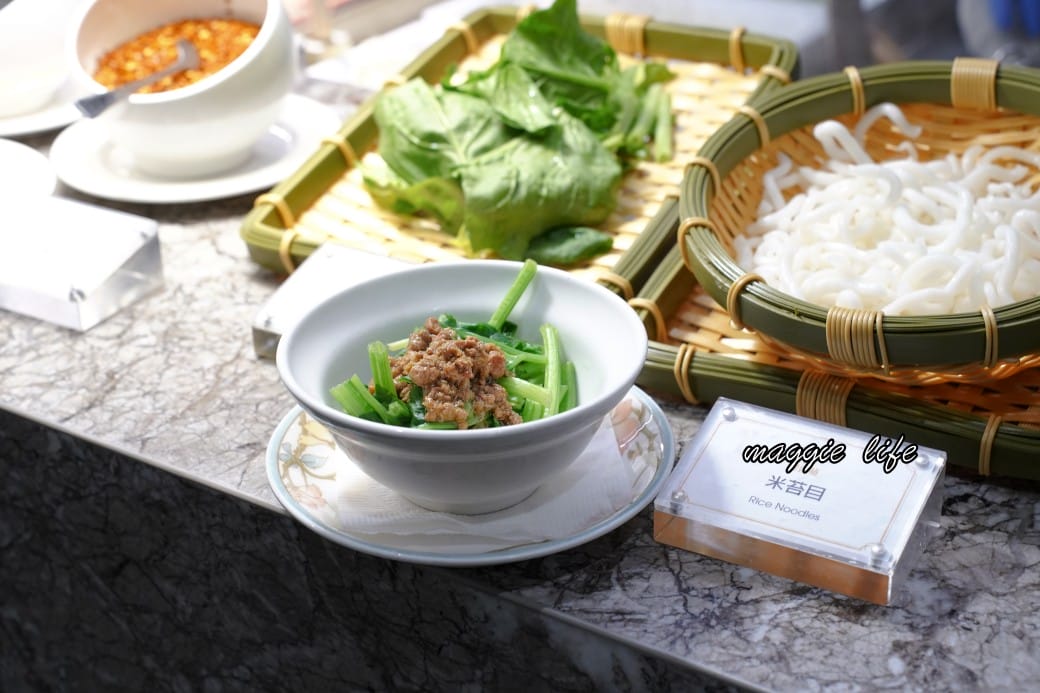 高雄福華大飯店早餐吃到飽，五星級高雄福華麗香苑自助早餐吃到飽，早餐就有海根達斯，直接吃3.5個小時（菜單）