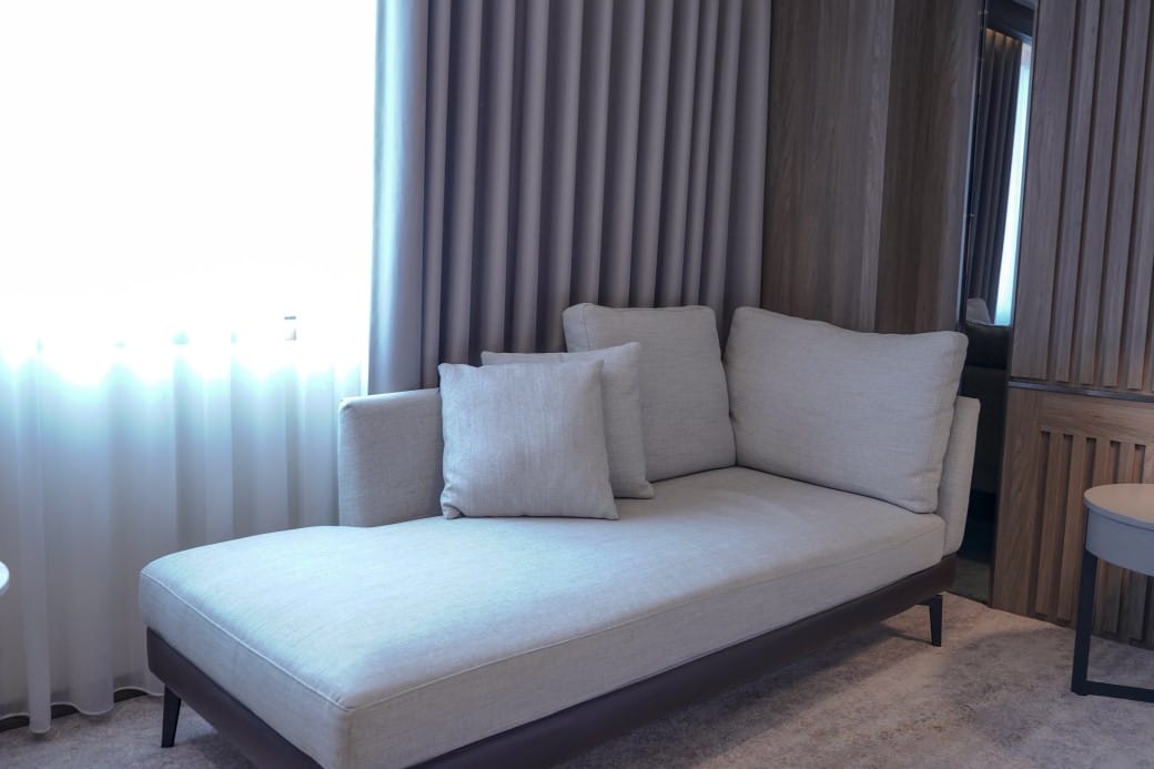 高雄福華飯店｜高質感絕美景觀住房，高空露天網美泳池，服務好得沒話說，一泊二食捨不得離開