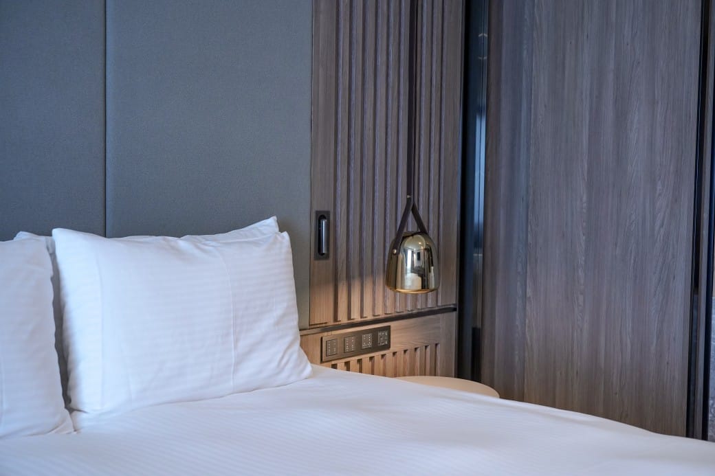 高雄福華飯店｜高質感絕美景觀住房，高空露天網美泳池，服務好得沒話說，一泊二食捨不得離開