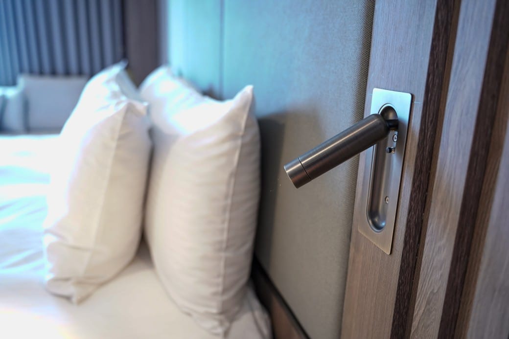 高雄福華飯店｜高質感絕美景觀住房，高空露天網美泳池，服務好得沒話說，一泊二食捨不得離開