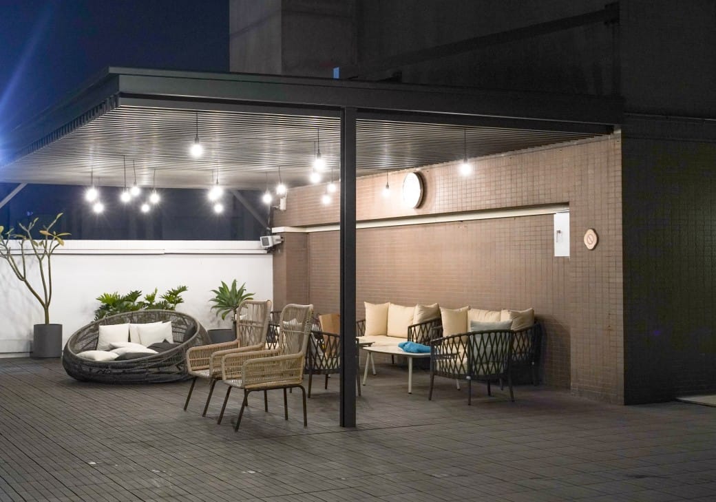 高雄福華飯店｜高質感絕美景觀住房，高空露天網美泳池，服務好得沒話說，一泊二食捨不得離開