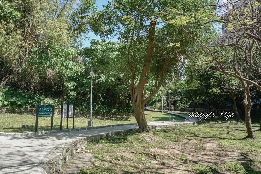 北投泉源公園泡腳池園區｜北投免費足湯青磺泉泡腳溫泉，交通指南