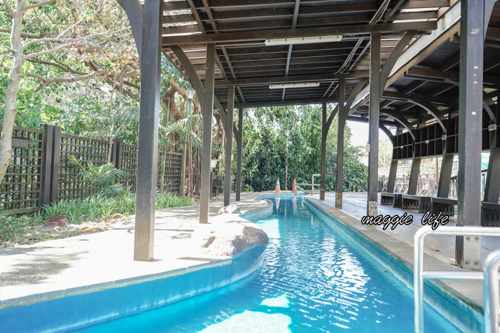 北投泉源公園泡腳池園區｜北投免費足湯青磺泉泡腳溫泉，交通指南