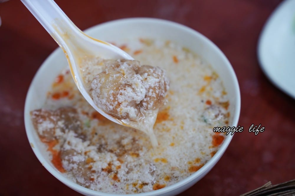 宏記豆漿｜台北東區24小時不打烊豆漿店，湯包會噴汁，還有隱藏版蛋餅