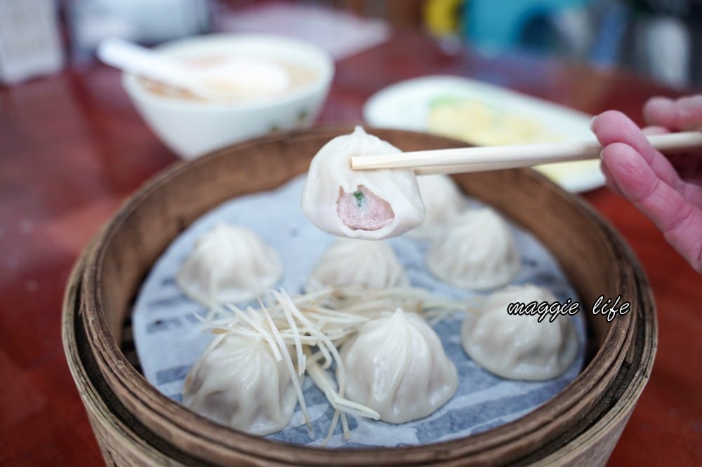 宏記豆漿｜台北東區24小時不打烊豆漿店，湯包會噴汁，還有隱藏版蛋餅