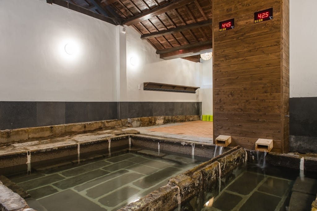 瀧乃湯溫泉浴室,北投平價泡湯推薦,大眾池,雙人湯屋,家庭湯屋,足浴,價格時間表 - 第13張圖 瀧乃湯溫泉浴室,北投平價泡湯推薦,大眾池,雙人湯屋,家庭湯屋,足浴,價格時間表